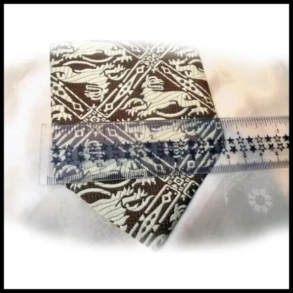 Vintage Wide Necktie with Heraldic Lions, Geek Chic Tie Early 60s - Picture 2 of 11